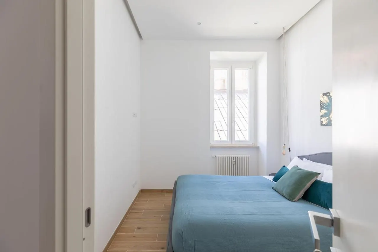 Iflat Colorful And Bright Apartament In Monti Rome Apartment