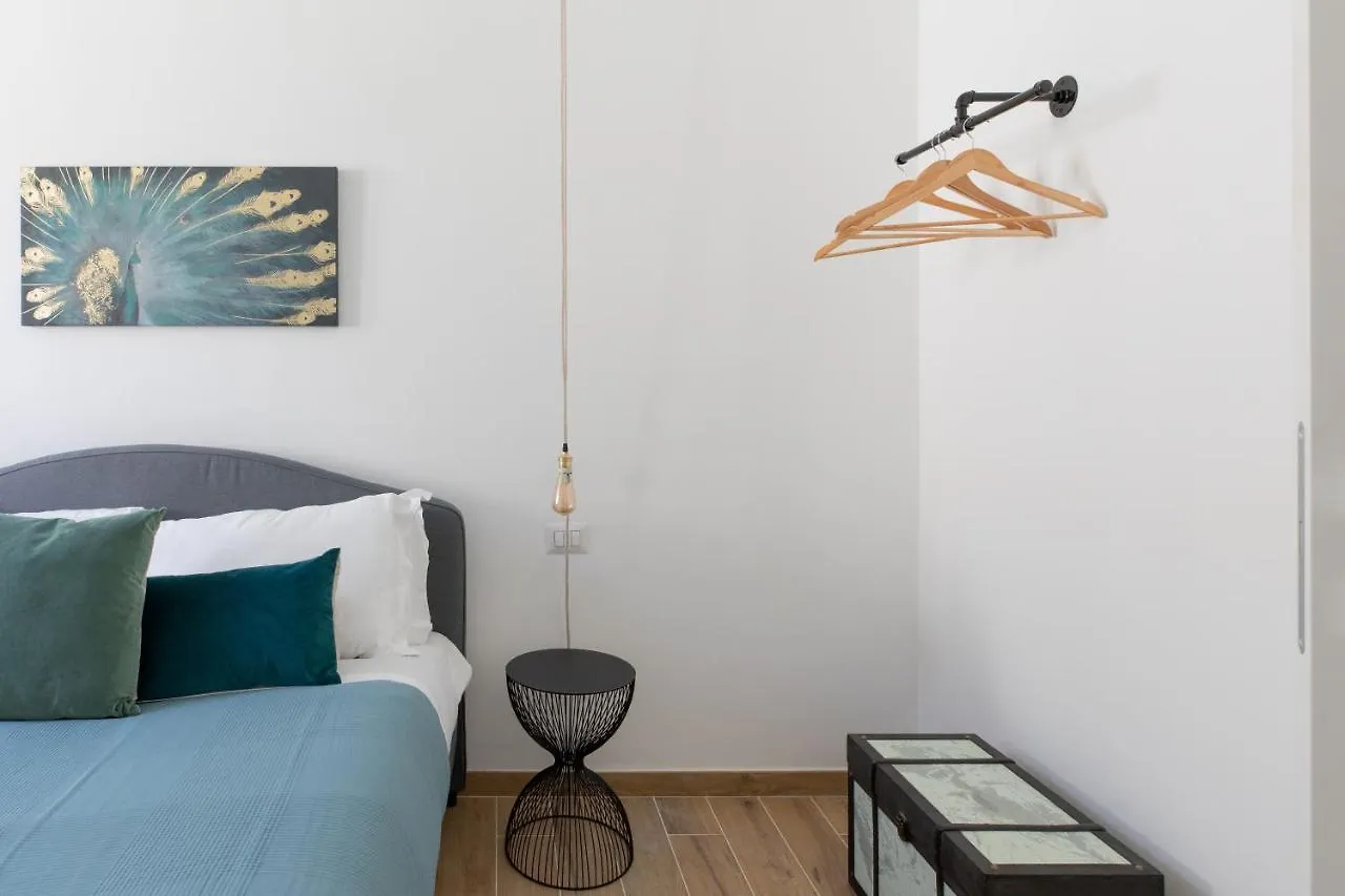 Iflat Colorful And Bright Apartament In Monti Rome 0*,  Italy