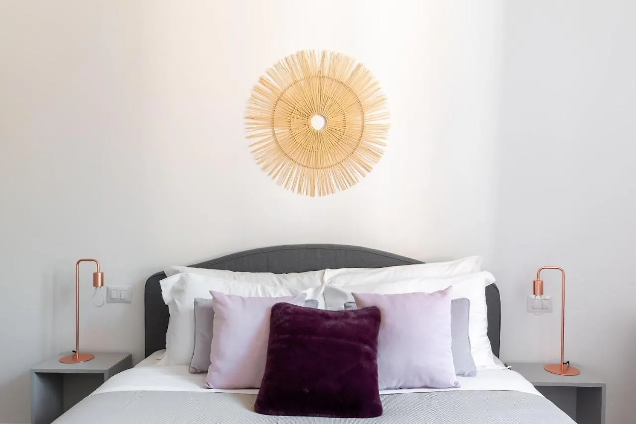 Apartment Iflat Colorful And Bright Apartament In Monti Rome Italy